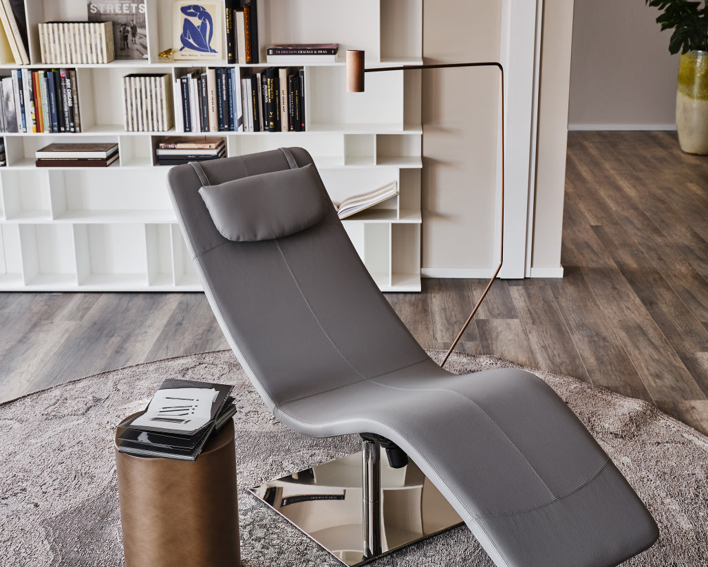 Casanova Chaise Lounge – view 5