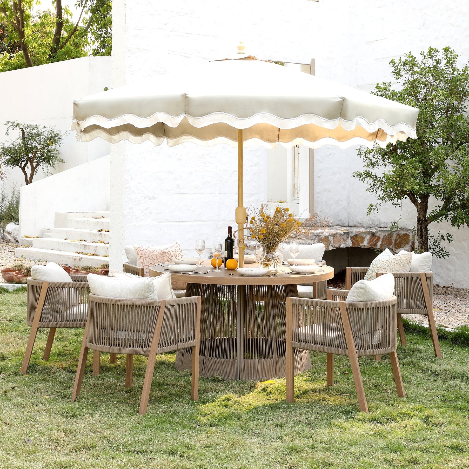 Pedra Rope and Aluminium Outdoor 6-Seater Round Dining Set, Natural