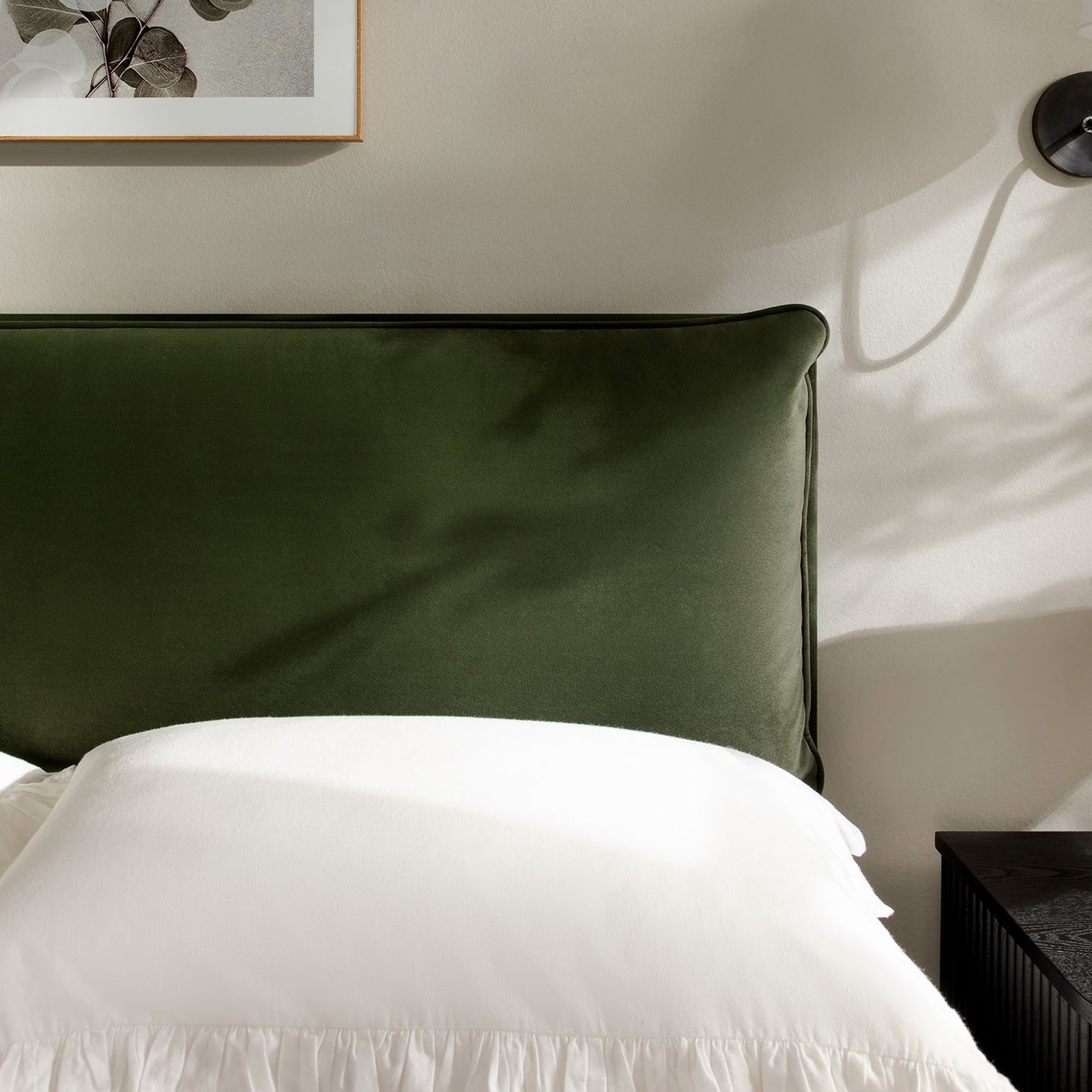 Kricia Upholstered Bed with Storage with Pillow Headboard, Moss Green Velvet