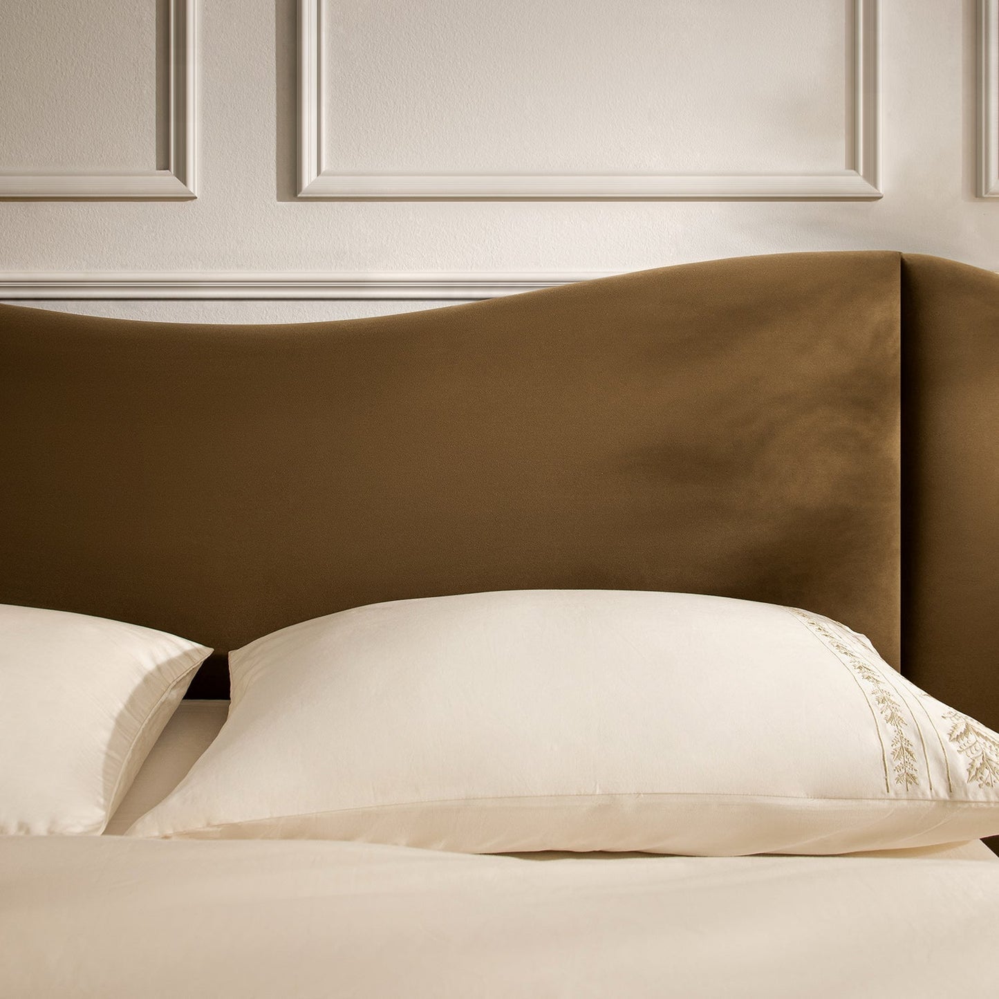 Egerie Extended Headboard Ottoman Bed with Storage, Hazel Velvet