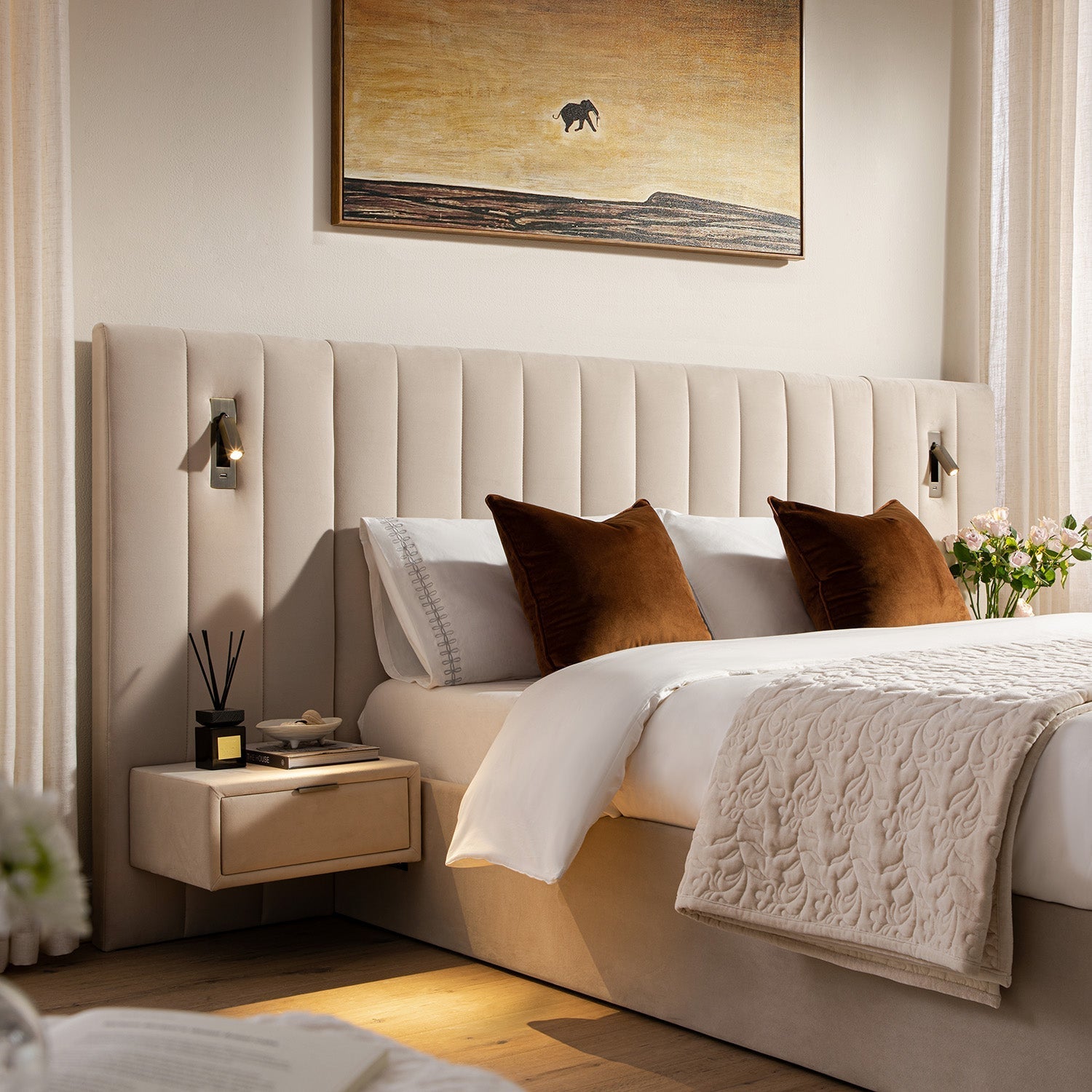 Tremezzo Oversized Ottoman Bed with Storage, Champagne Velvet