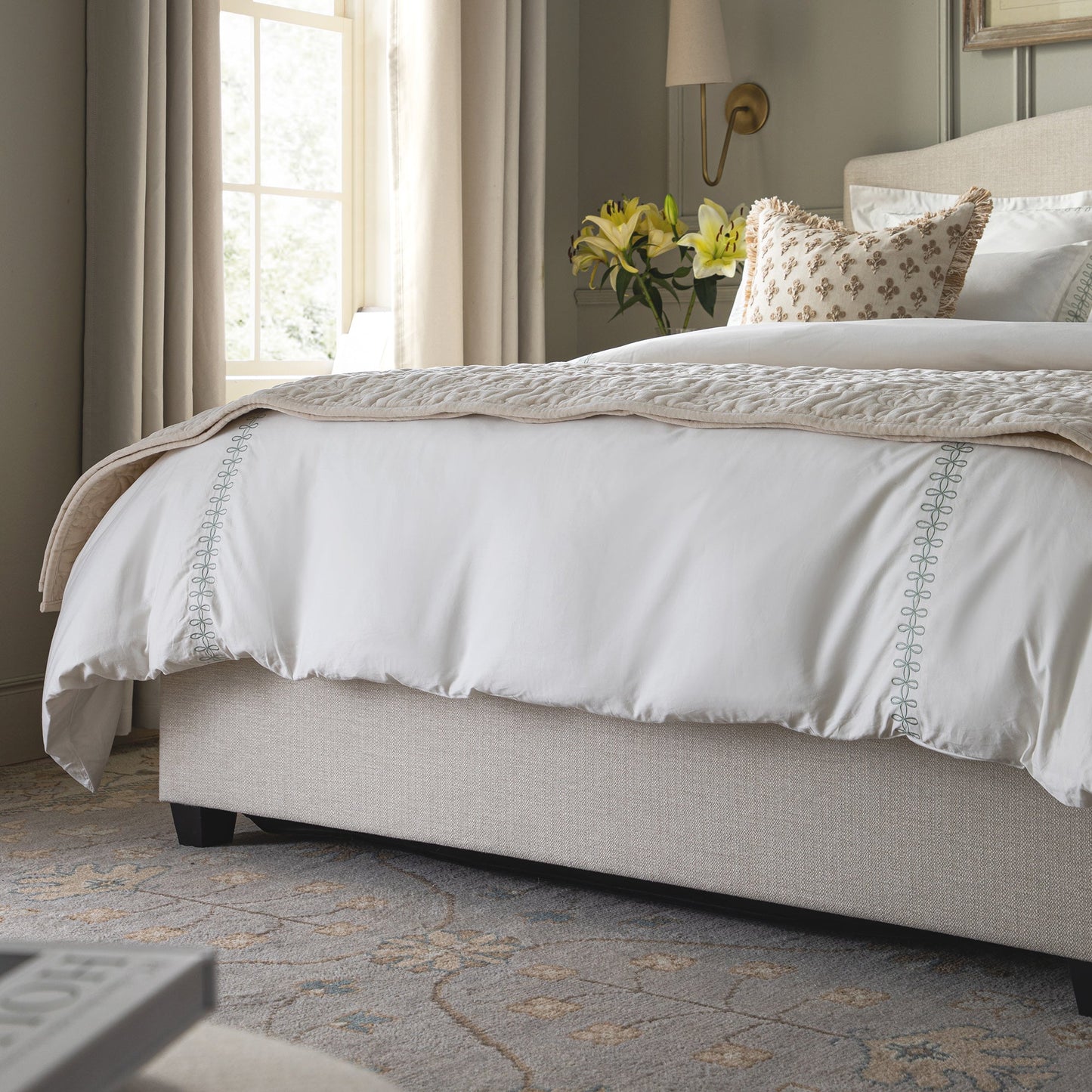 Chilworth Upholstered Ottoman Bed with Storage, Ivory Weave Fabric
