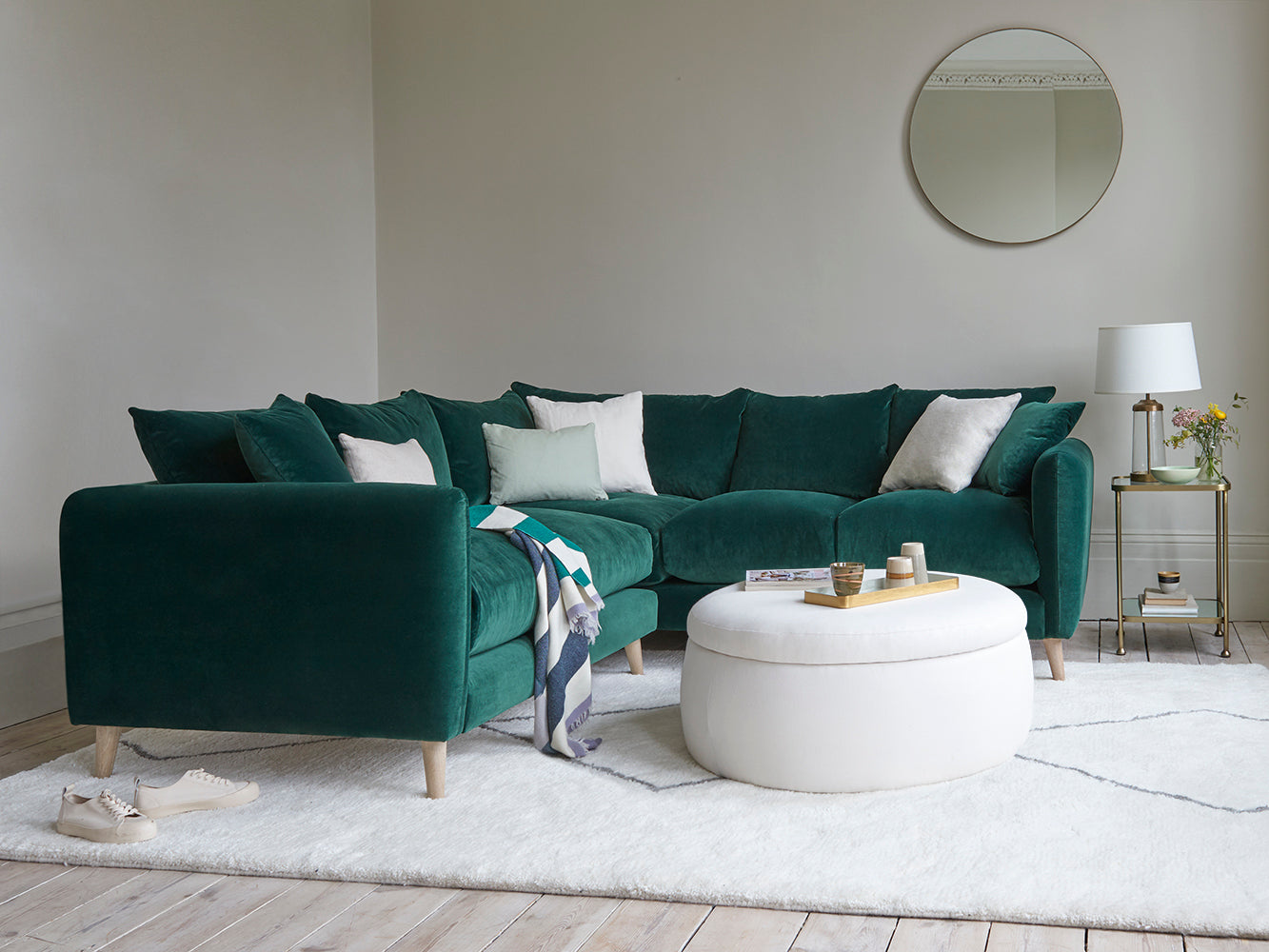 Pot Pie footstool with Inner Storage