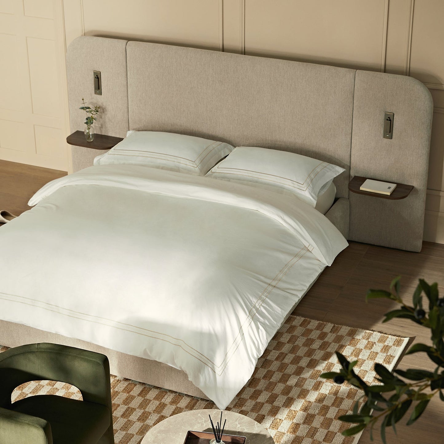 Della Extended Headboard Bed with Storage, Soft Beige Chenille