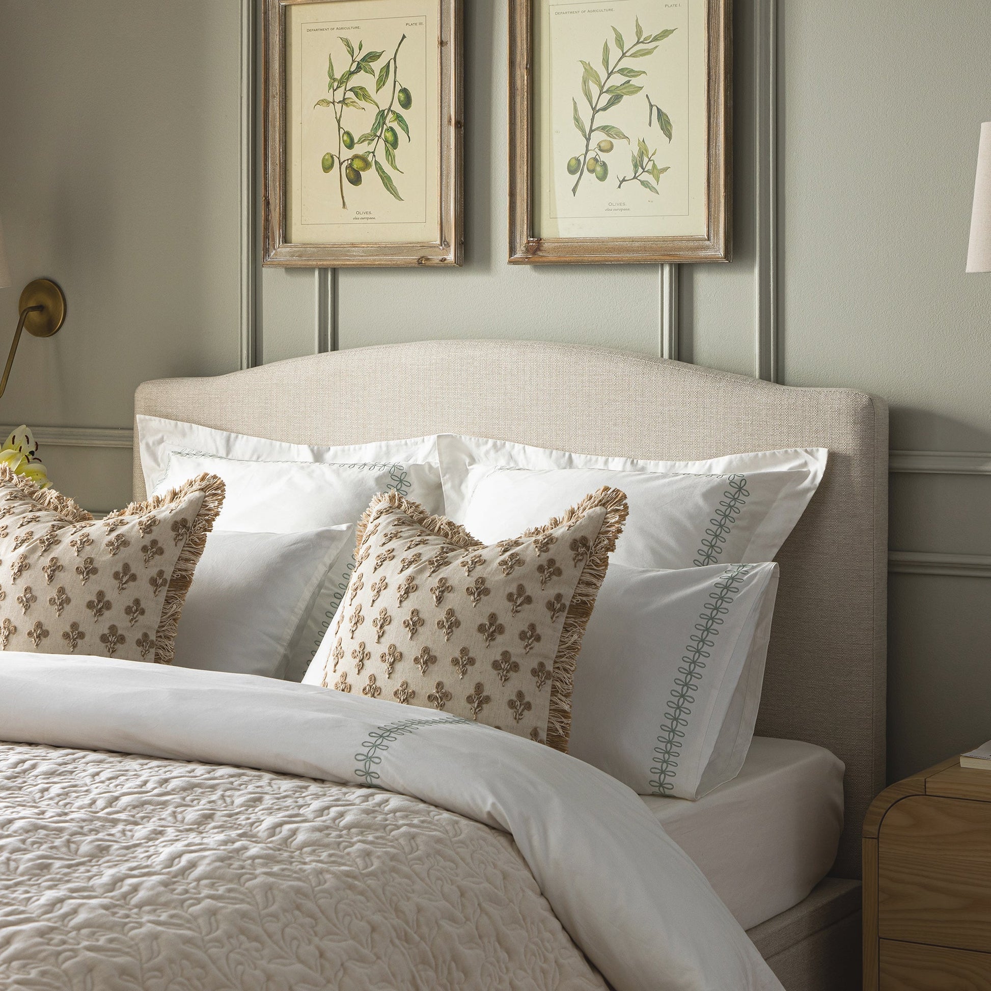 Chilworth Upholstered Ottoman Bed with Storage, Ivory Weave Fabric