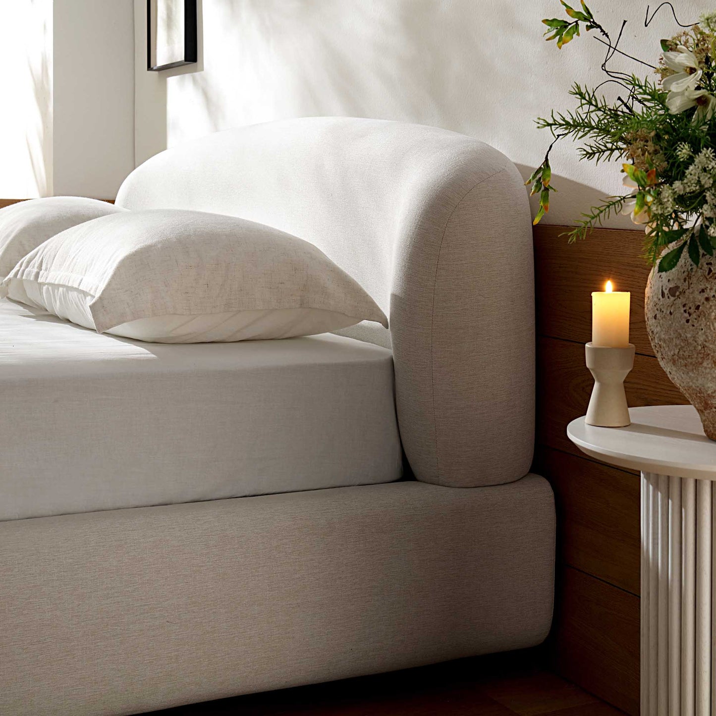 Constance Winged Headboard Ottoman Bed with Storage, Beige Linen