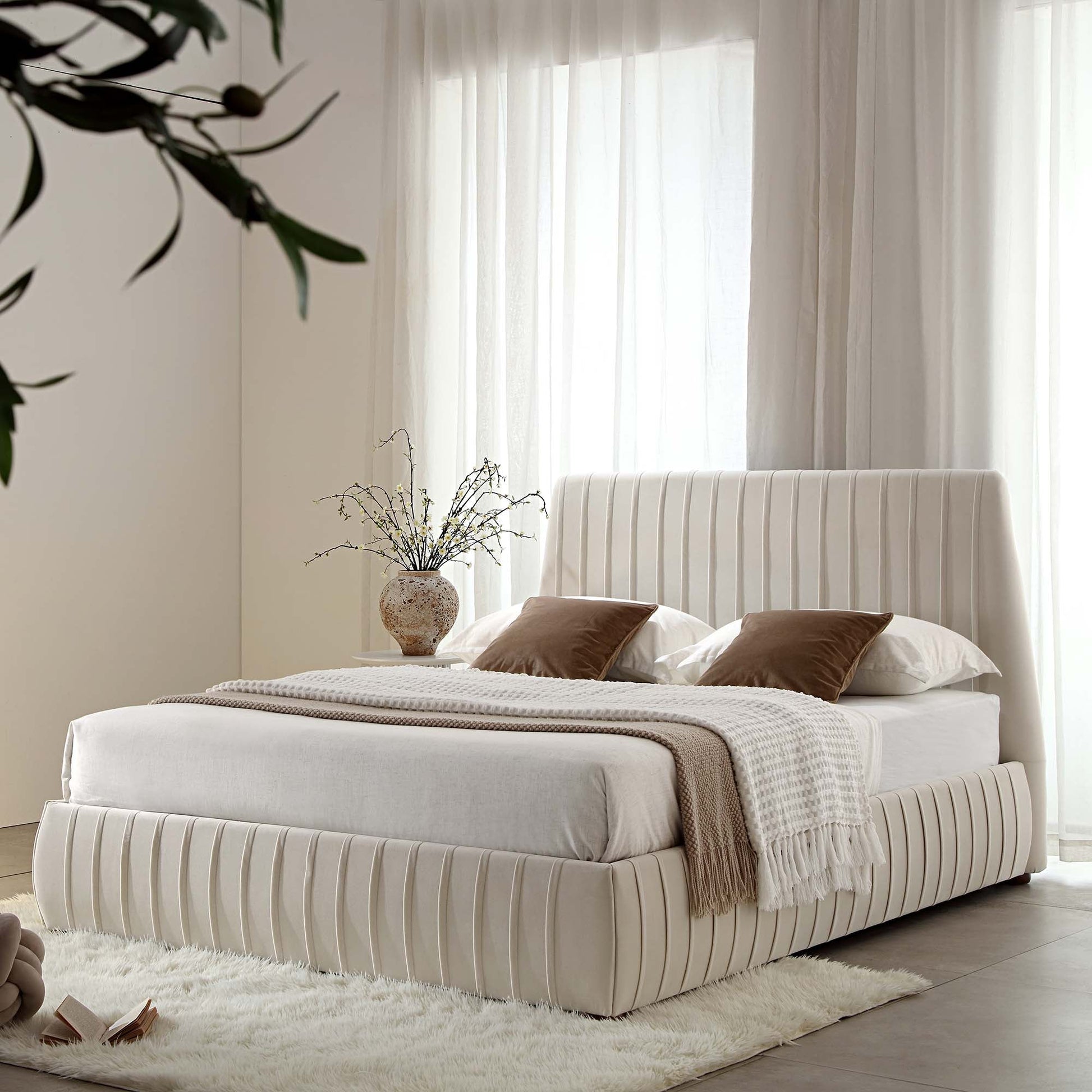 Helia Pleated Ottoman Bed with Storage, Champagne Velvet