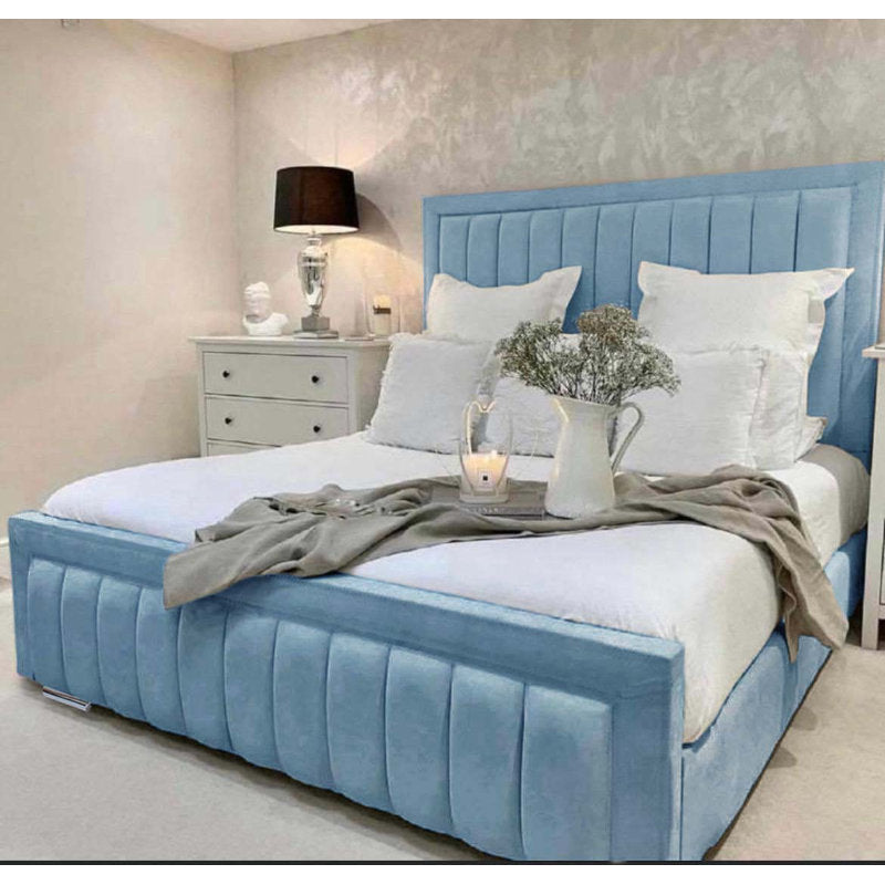 Alondrea Upholstered Panel Bed – view 12