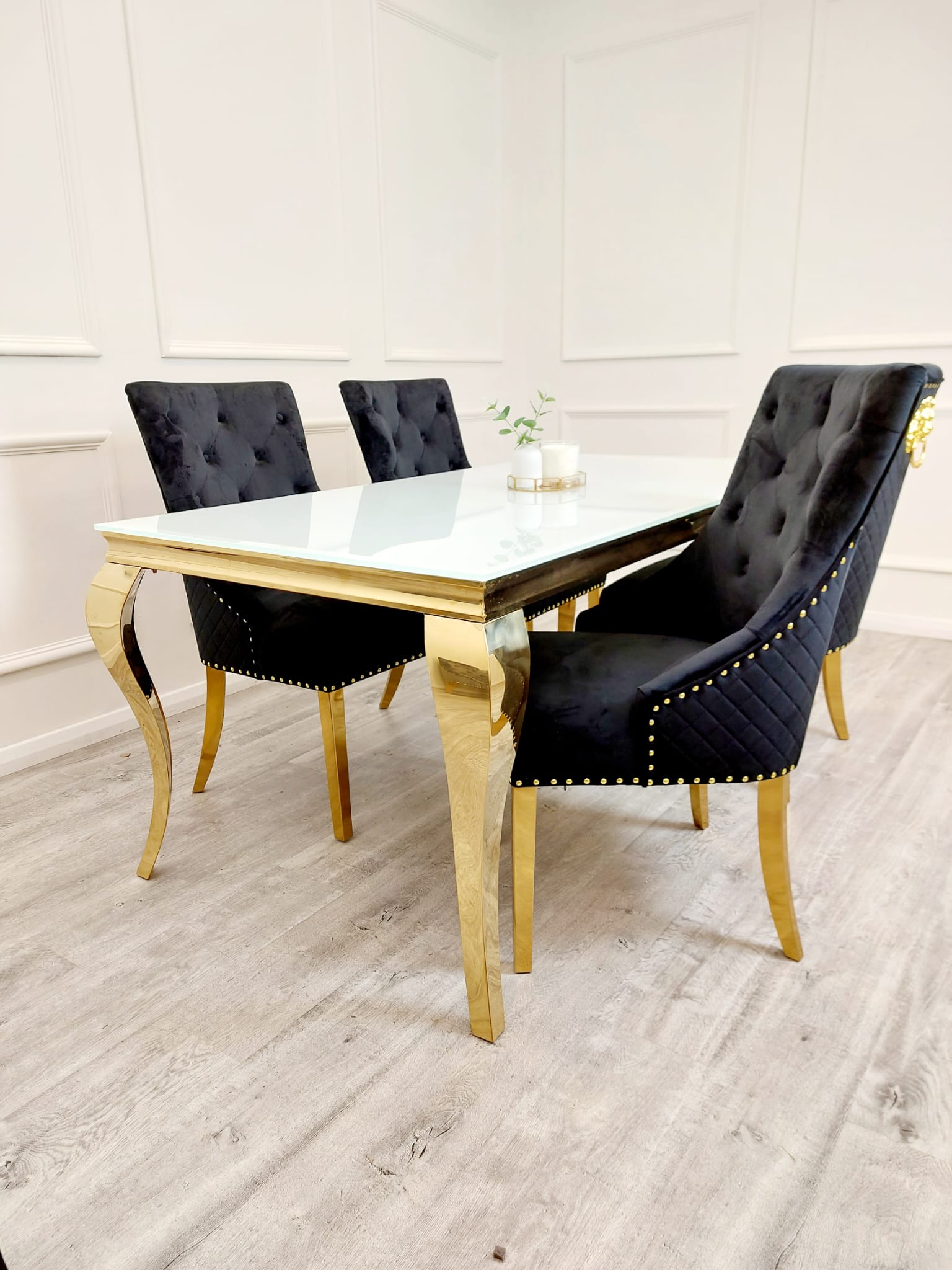 Lucien 1.2 Round Dinning Table