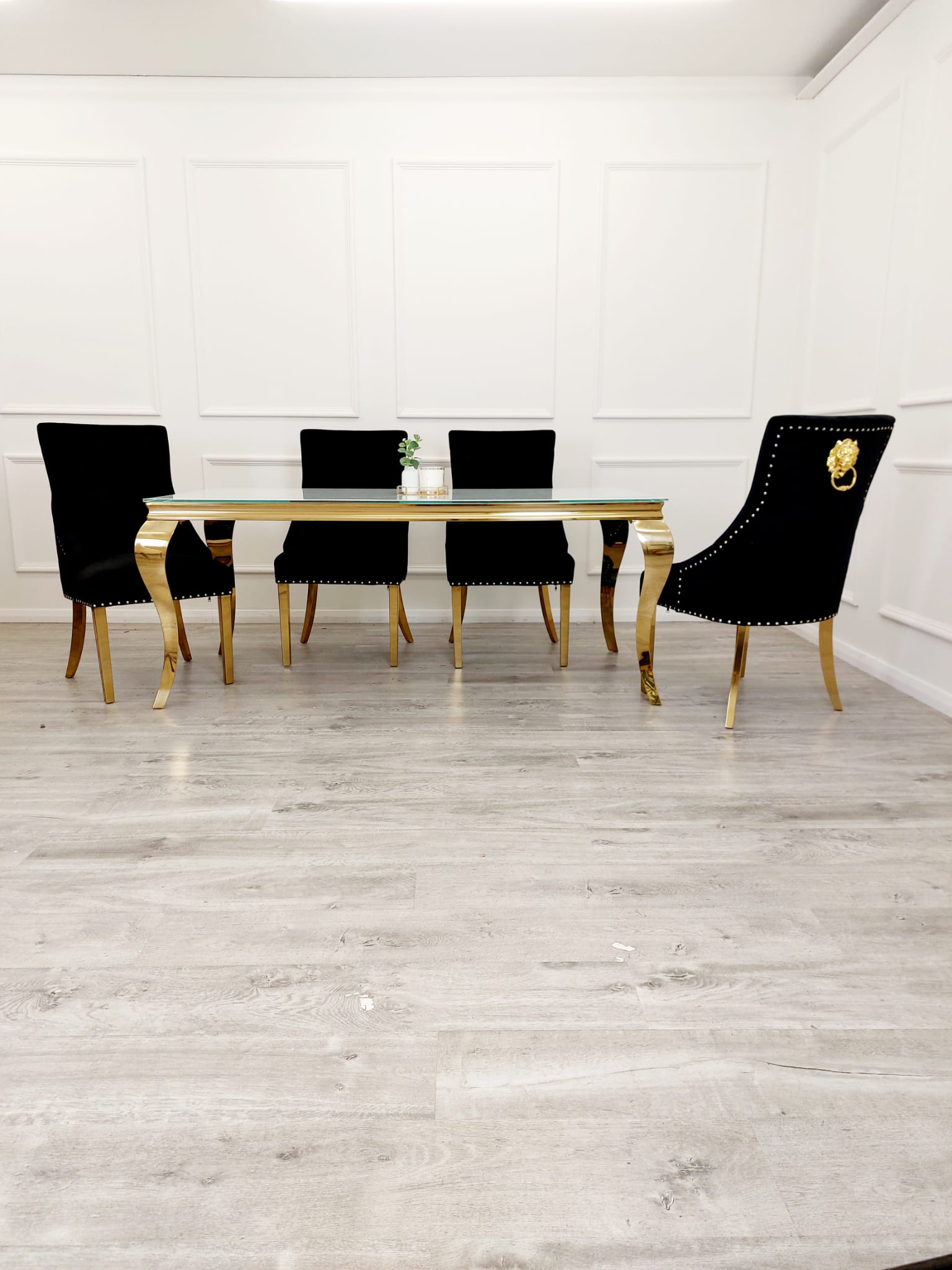 Lucien 1.2 Round Dinning Table