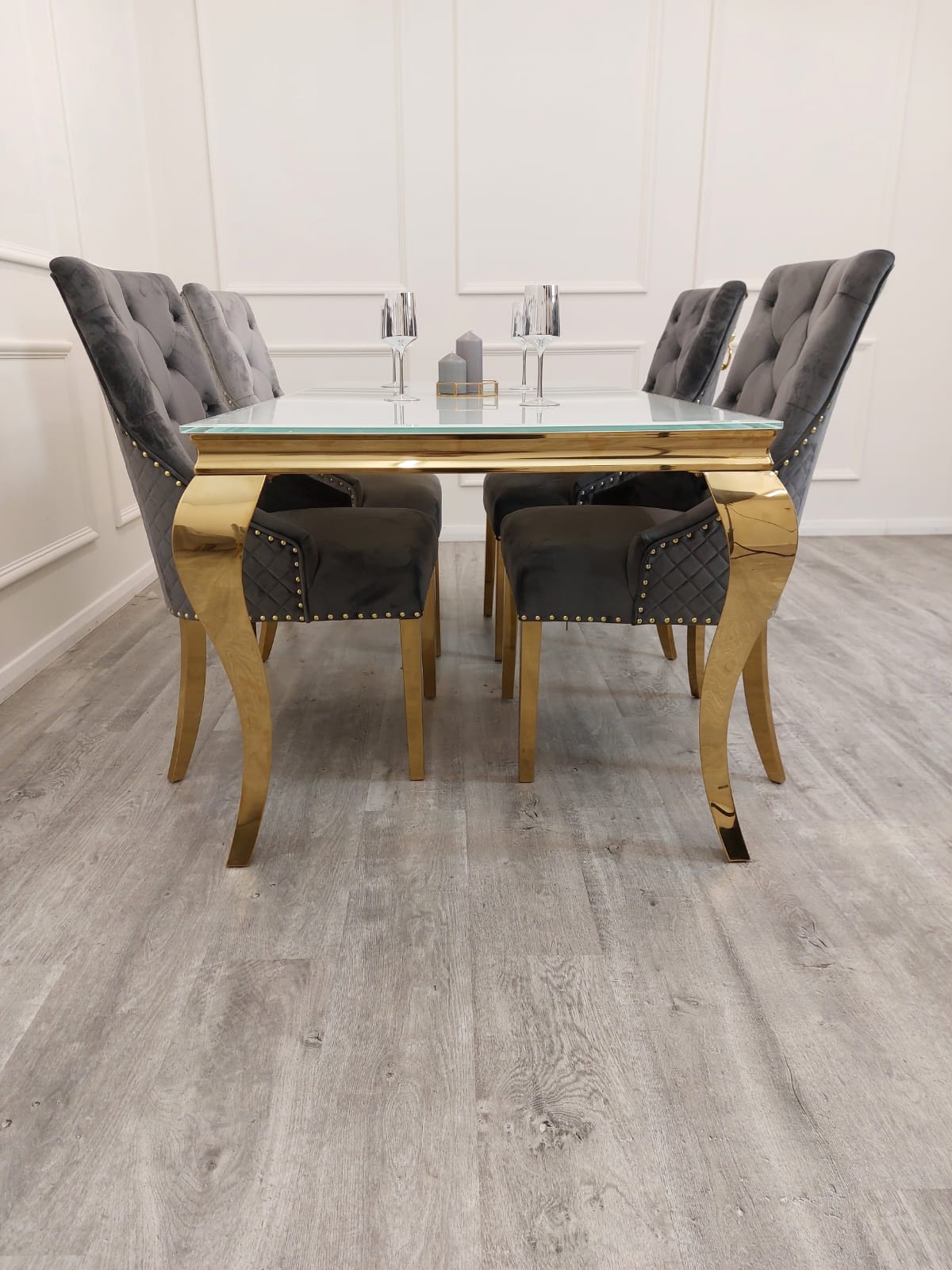 Lucien 1.2 Round Dinning Table