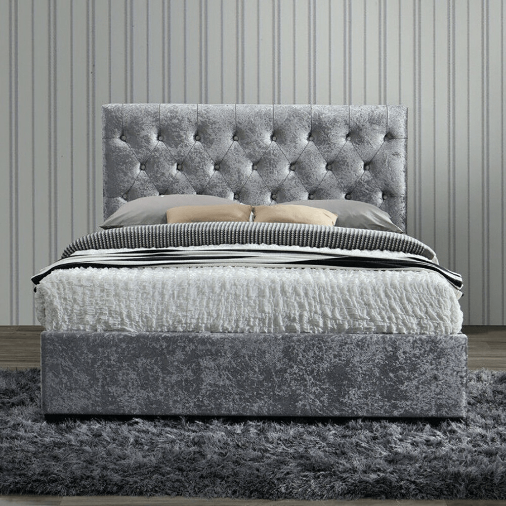 Chesterfield Velvet Sleigh Bed Set