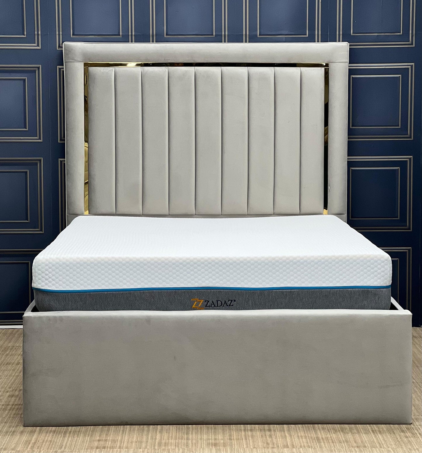 TUDOR BED FRAM