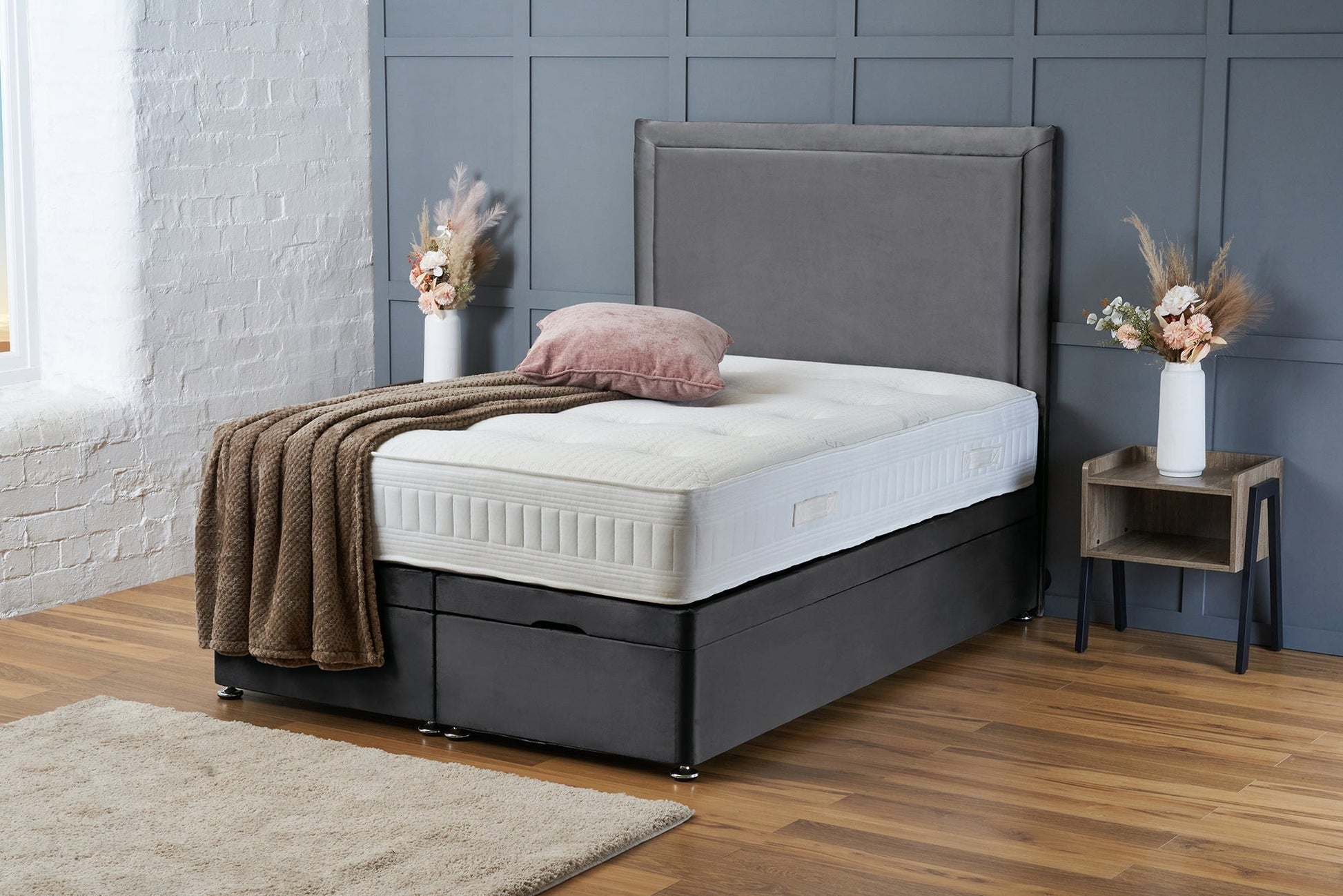 Ella Upholstered Ottoman Bed with Storage with Headboard – Gas Lift – Steel Plush Velvet