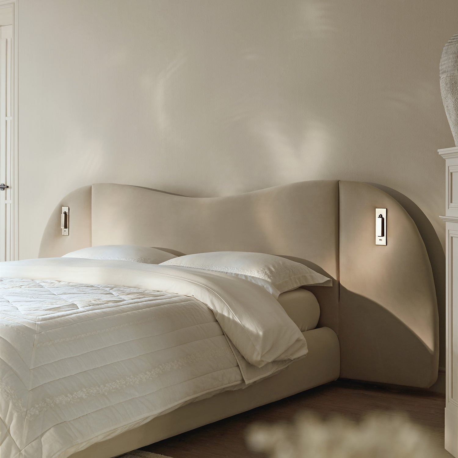 Egerie Extended Headboard Ottoman Bed with Storage, Champagne Velvet