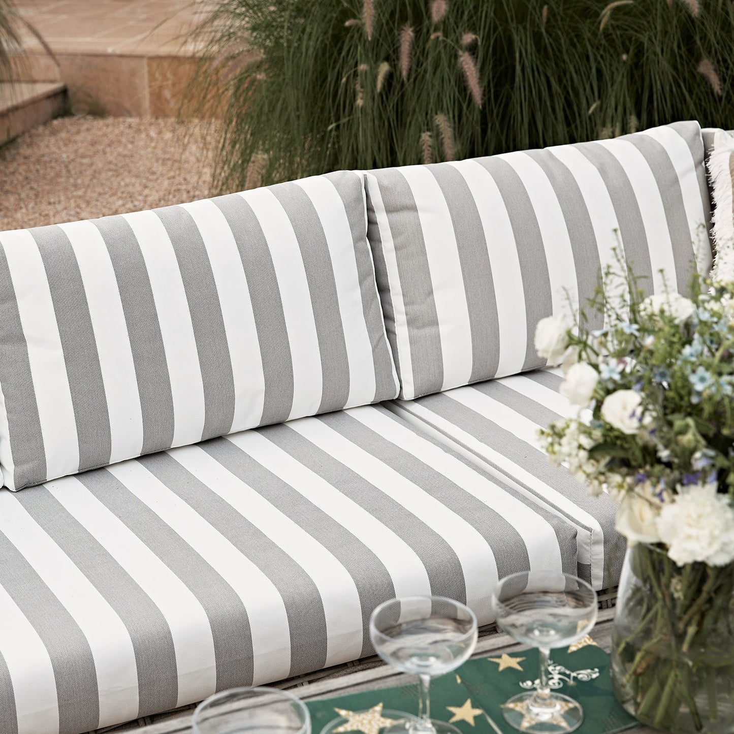 Bellagio Round Wicker Large Corner Casual Dining Set with Rising Firepit Table, Light Grey with Taupe Stripes