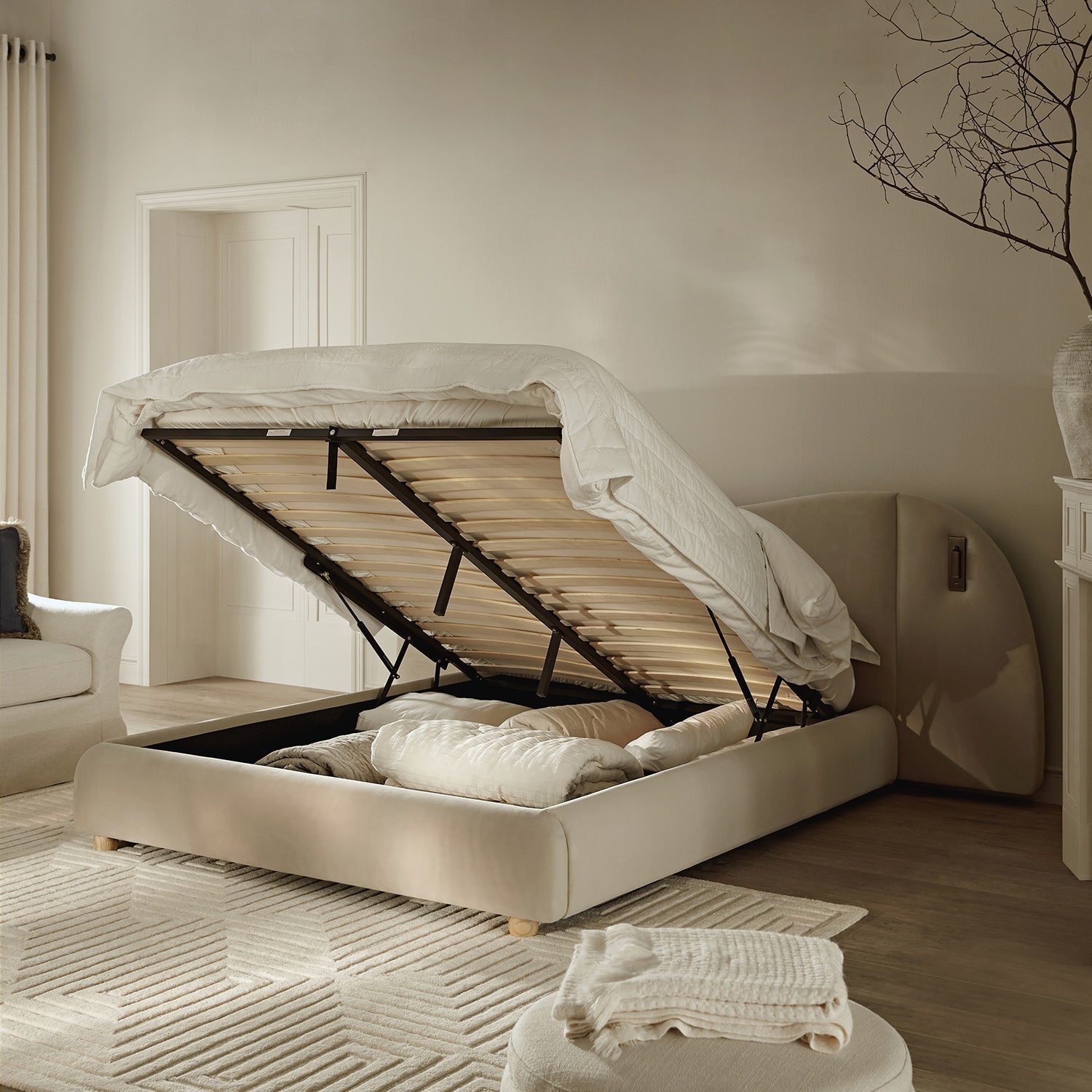 Egerie Extended Headboard Ottoman Bed with Storage, Champagne Velvet