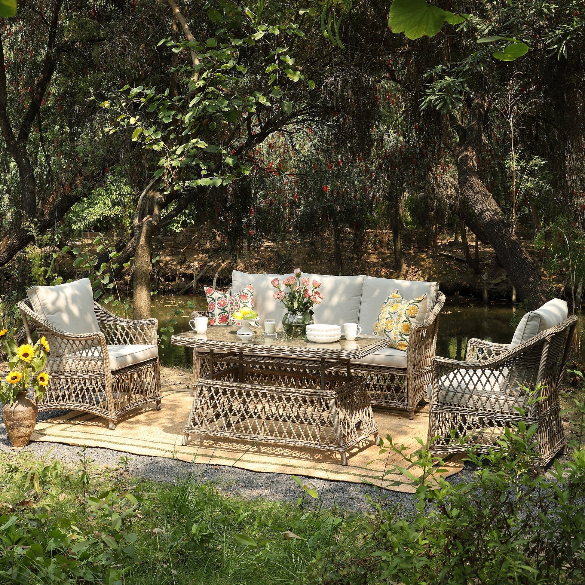 Willowbrook Lattice Weave Rattan 5-Seater Outdoor Sofa Set with Rising Table, Natural