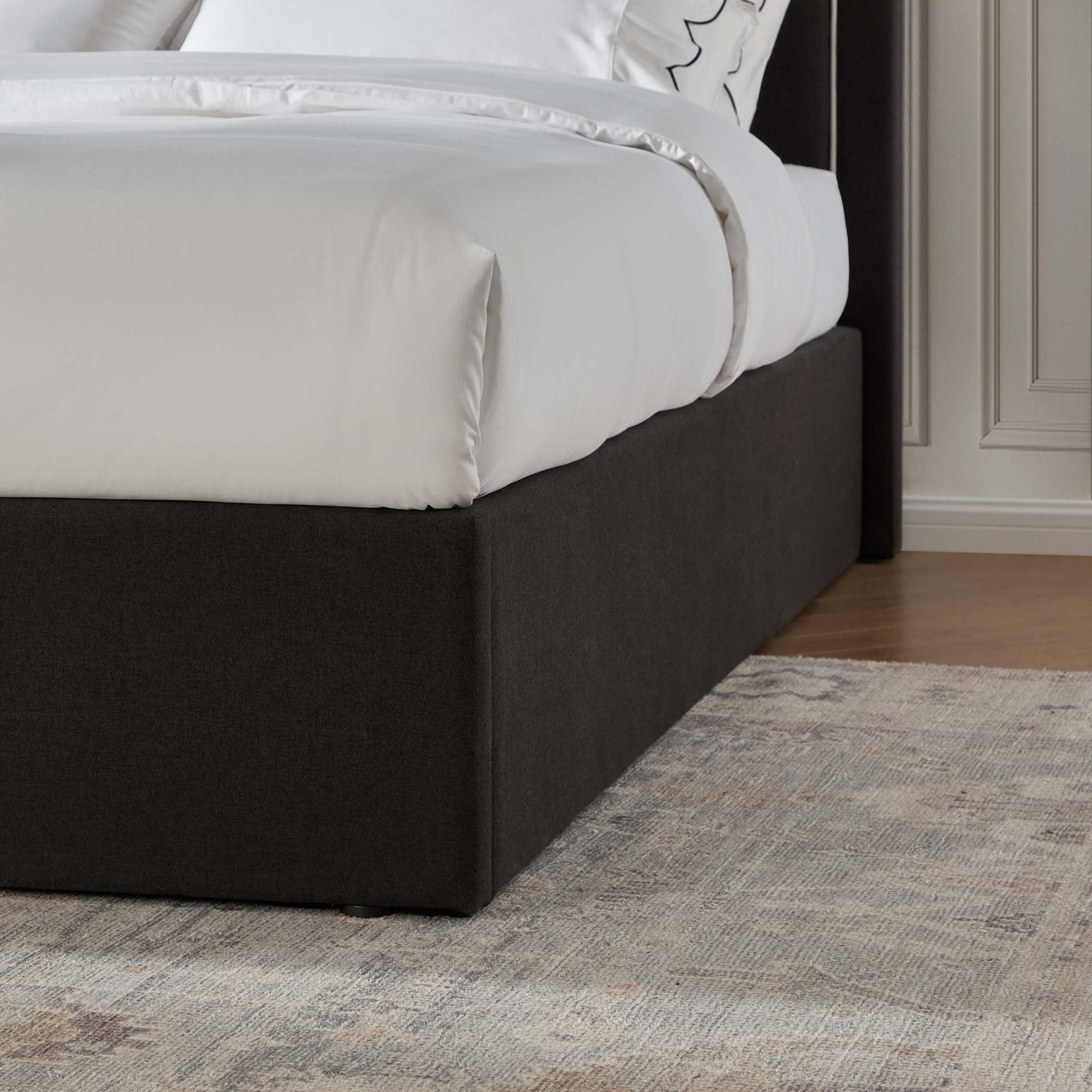 Windsor Ottoman Storage Bed - Black/Natural